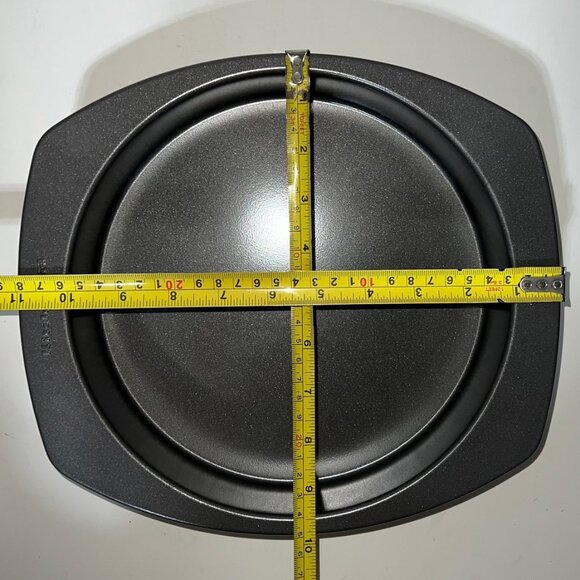 KitchenAid 3-Piece Bakeware Set | Baking Sheet, Cake Pan & Loaf Pan - Picture 11 of 16